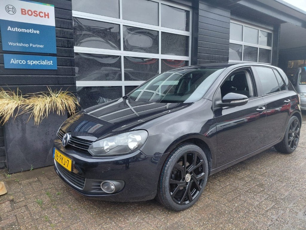 Volkswagen Golf 6 1.2 TSI 77KW, Voorwielaandrijving, Parkeersensor, Stof, Zwart