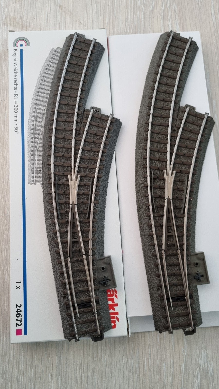 Märklin 24672 gebogen wissel rechts, Hobby en Vrije tijd, Modeltreinen | H0, Wisselstroom, Gebruikt, Verzenden, Rails