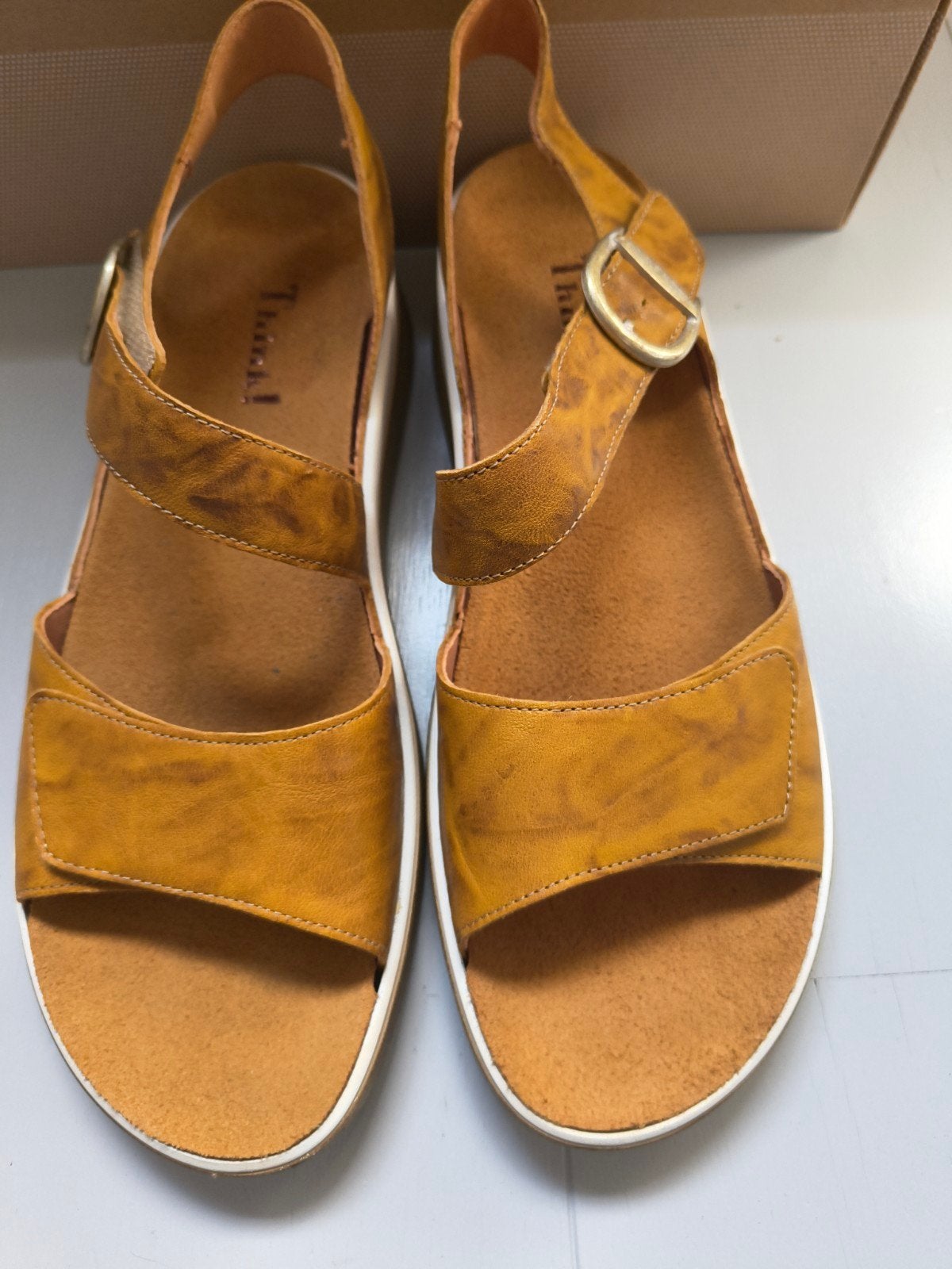 Think! Meggie sandalen - Kurkuma - Maat 42, Kleding | Dames, Schoenen, Bruin, Verzenden, Think!, Sandalen of Muiltjes
