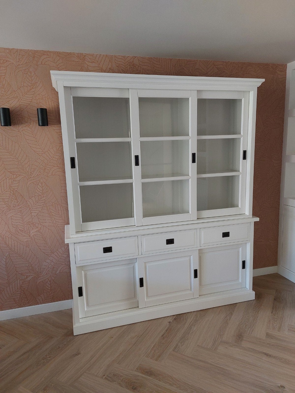 Witte buffetkast - 212x180x45 cm, Huis en Inrichting, Kasten | Buffetkasten, Ophalen, Gebruikt, 200 cm of meer, 150 tot 200 cm
