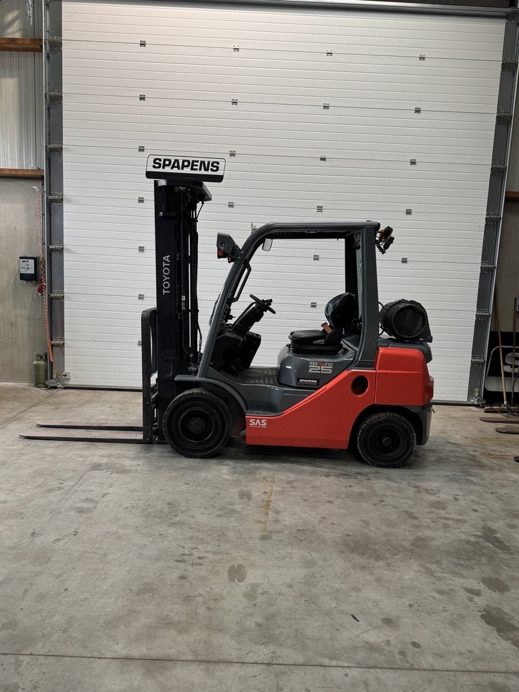 Toyota 2500KG LPG heftruck, Svarvargatan 8
SE-595 81  Mjölby, SE, Heftruck, Toyota, Toyota Mat