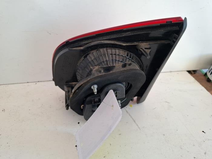 Achterlicht links van een Volkswagen Golf, Gebruikt, -, -, -