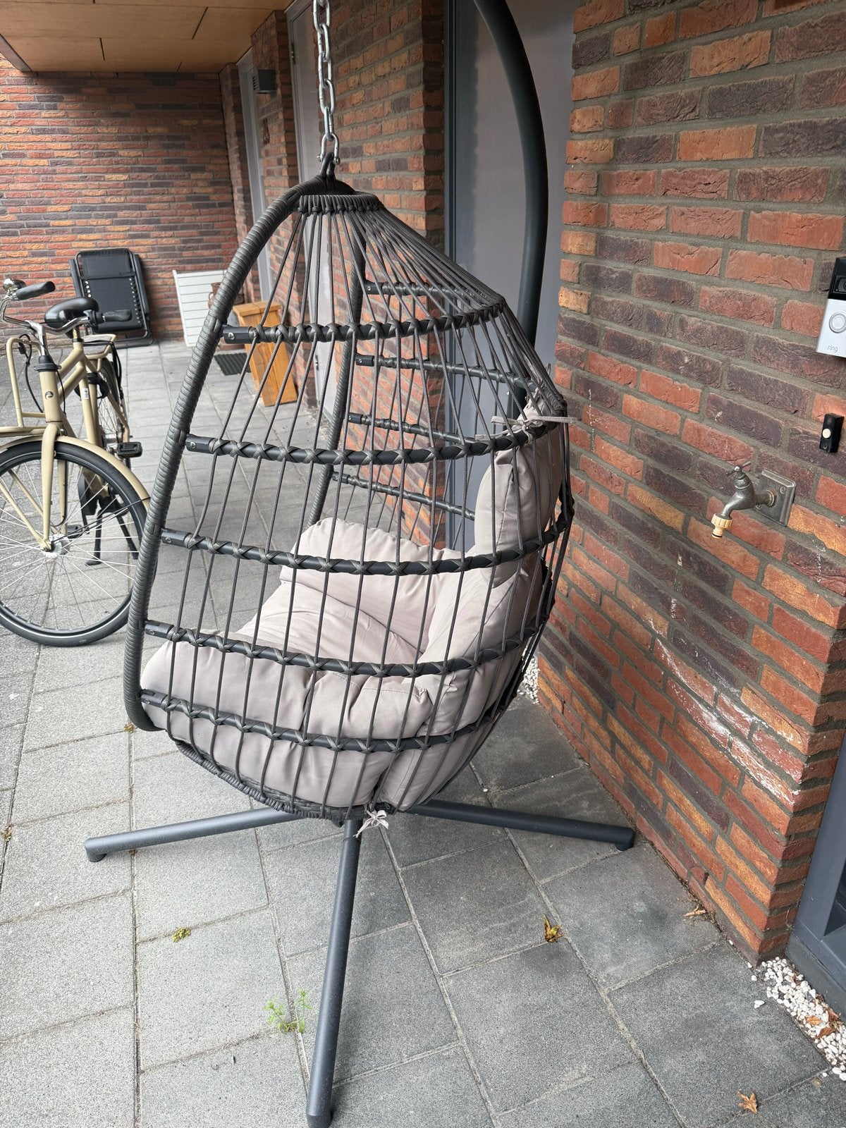 Verona Hangstoel met Kussens - Antraciet Vlechtwerk, Ophalen, Zo goed als nieuw, Met standaard, Eenpersoons