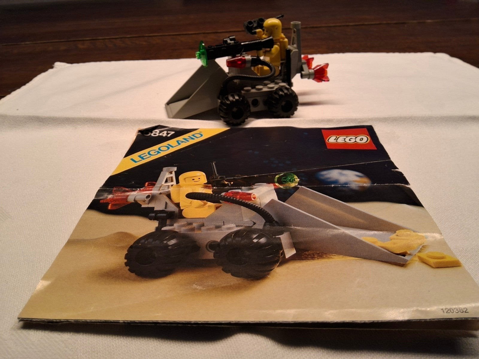LEGO MAANAUTO, Ophalen of Verzenden, Zo goed als nieuw