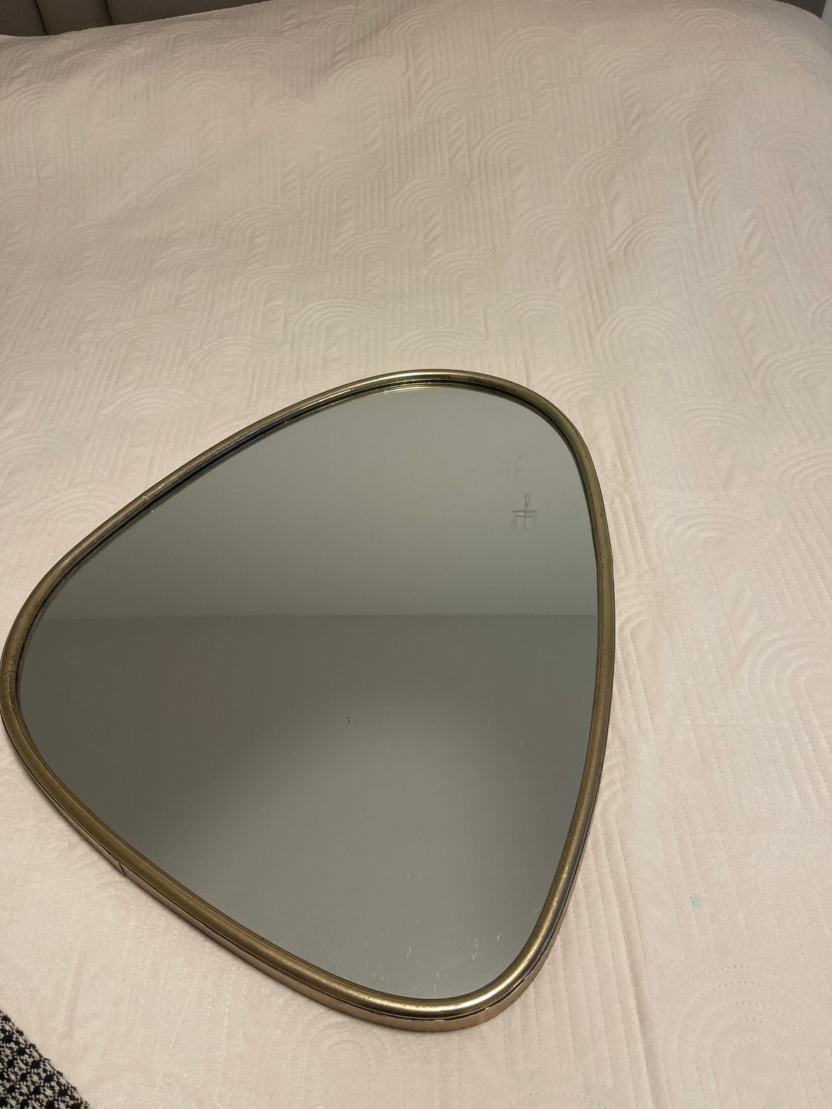 Vintage spiegel met organische vorm en gouden rand, Ophalen of Verzenden, Overige vormen, 50 tot 100 cm, Minder dan 100 cm