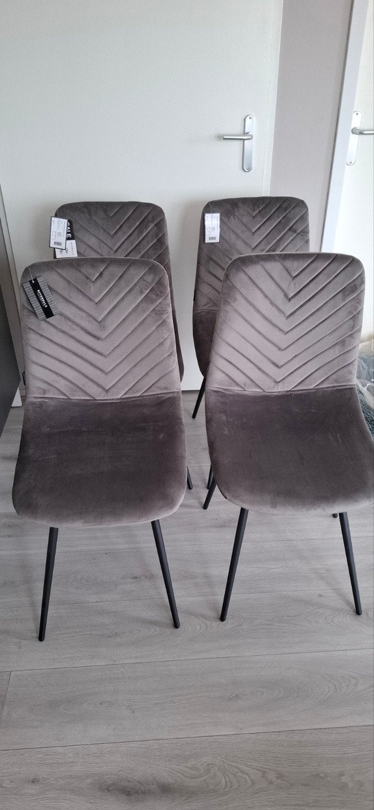 4 Nieuwe Riverdale Eetkamerstoelen Grijs, Huis en Inrichting, Ophalen, Grijs