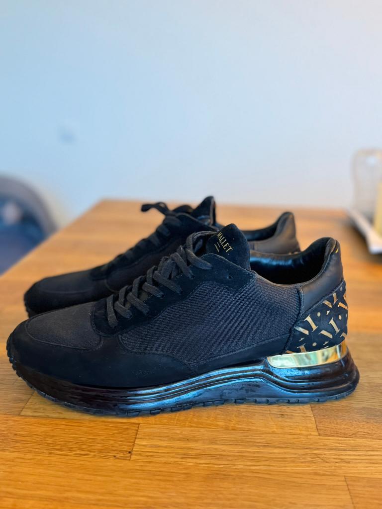 Originele Mallet London Luxe Sneakers in Zwart en Goud., Ophalen, Mallet London, Zwart, Sneakers of Gympen
