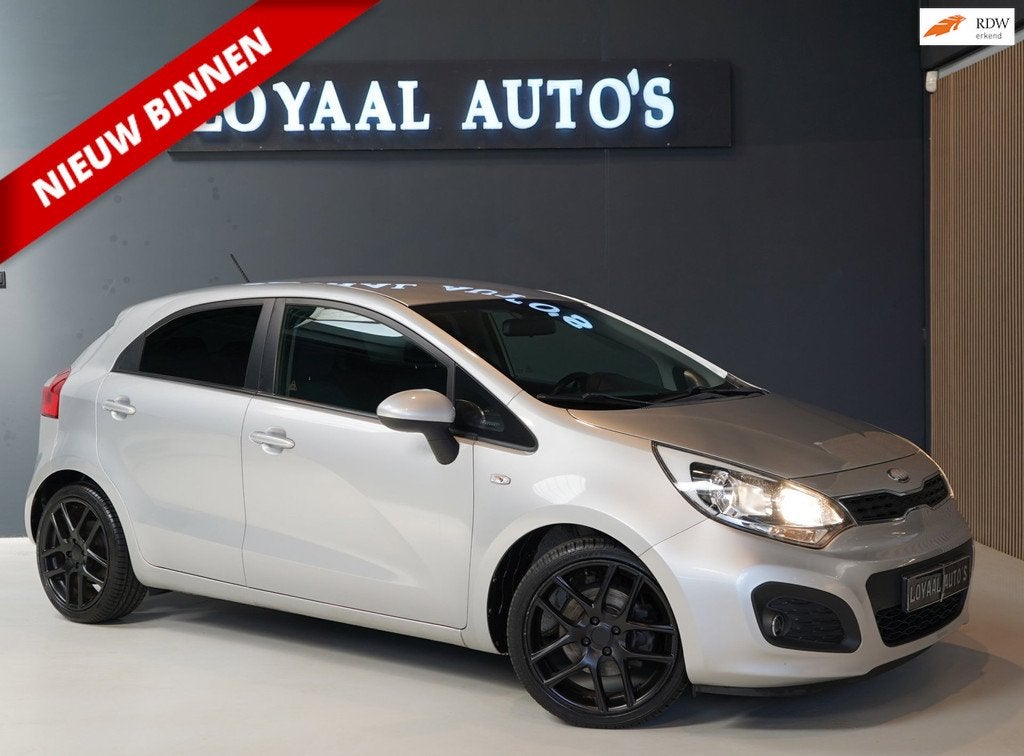 Kia Rio 1.2 CVVT Super Pack | AIRCO | CRUISE|PDC |ELEK.RAMEN, Auto's, Voorwielaandrijving, Euro 5, 4 cilinders, Bedrijf