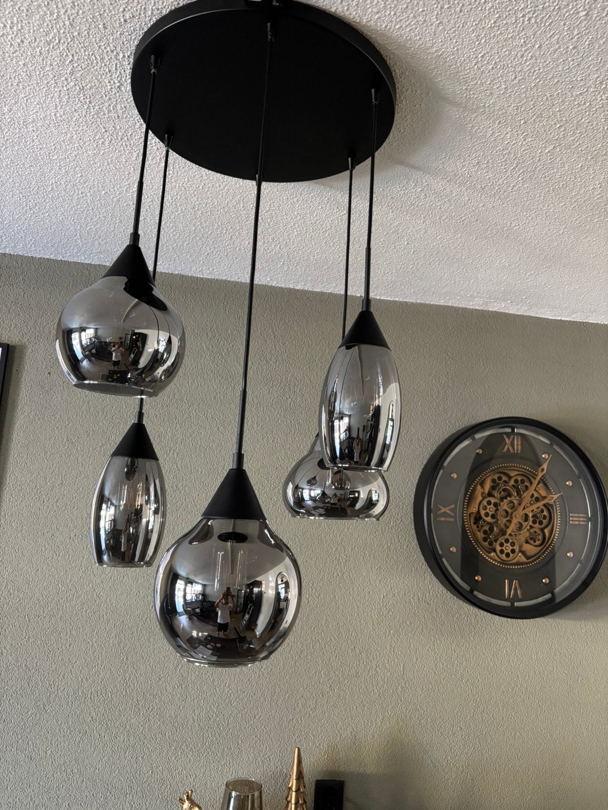 Hanglamp met zwarte plaat en glazen kelken, Ophalen, Zo goed als nieuw