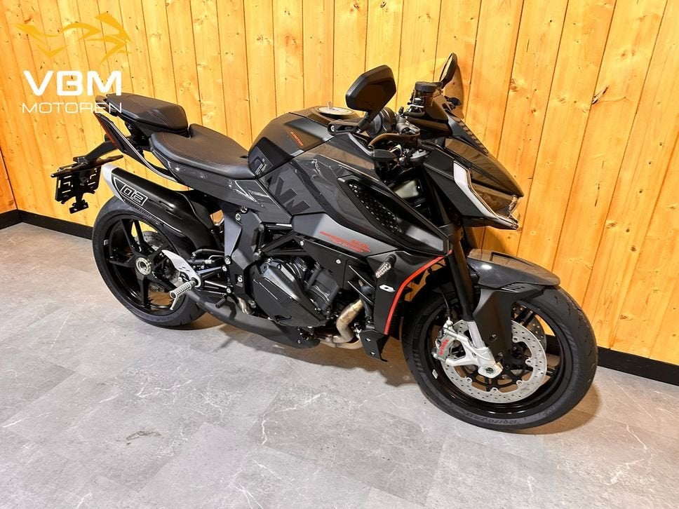 QJMotor SRK 921 SRK921 QJ Motor MV Agusta SRK-921 Quickshift, 4 cilinders, Motorrijbewijs A, Bedrijf, Meer dan 35 kW