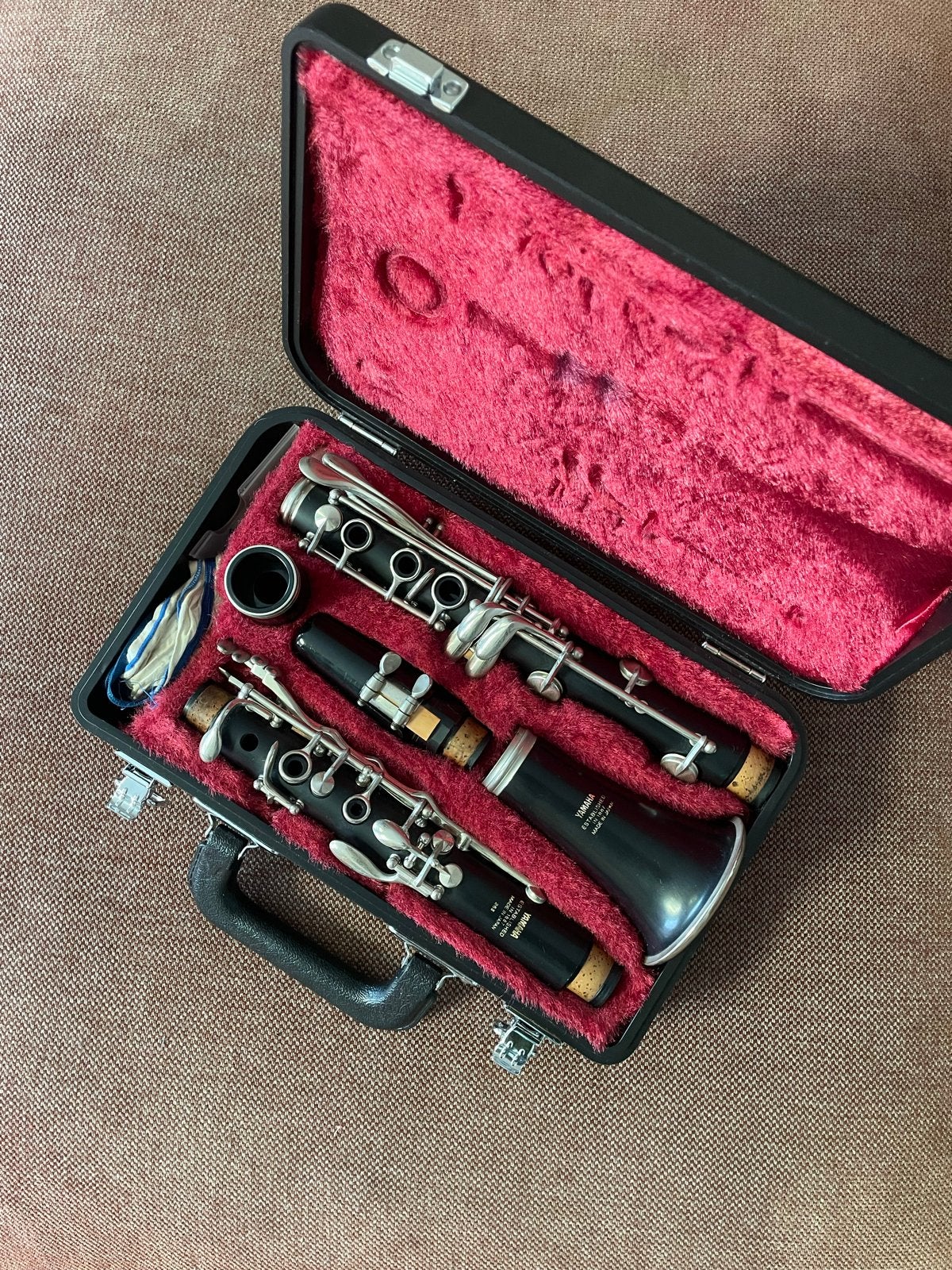 Yamaha Klarinet met Koffer, Muziek en Instrumenten, Blaasinstrumenten | Klarinetten, Bes-klarinet, Kunststof, Ophalen of Verzenden