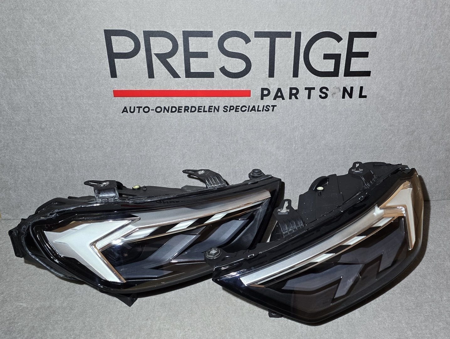 Koplampen Audi A1 82A Voll LED Set Rechts & Links Origineel, Gebruikt, -, -, -