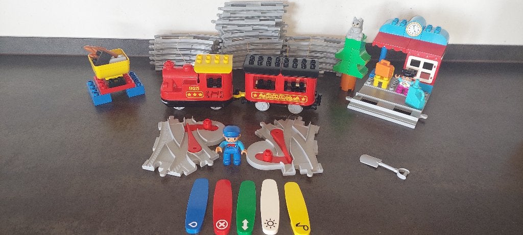 duplo trein rode app Nr 4, Ophalen of Verzenden, Zo goed als nieuw, Duplo