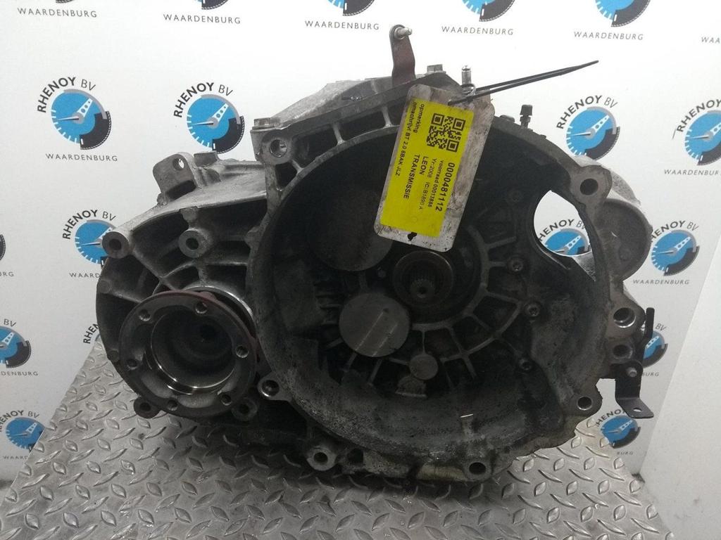 SEAT LEON TRANSMISSIE / VERSNELLINGSBAK 2008, Ophalen of Verzenden, Gebruikt, Stiba lid