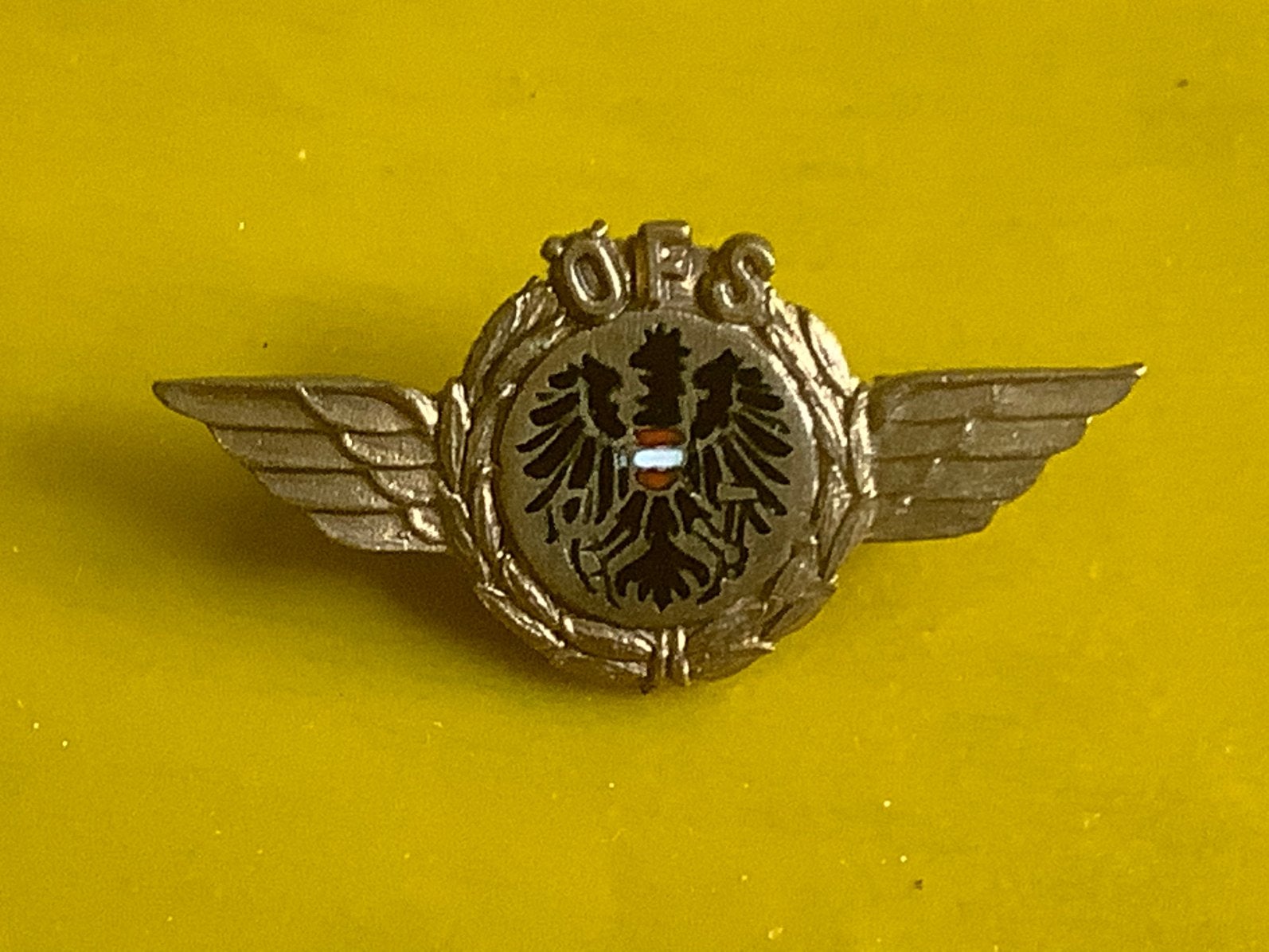 Speldje broche wings ÖFS vliegsport Oostenrijk, Verzamelen, Ophalen of Verzenden, Gebruikt, Transport, Speldje of Pin