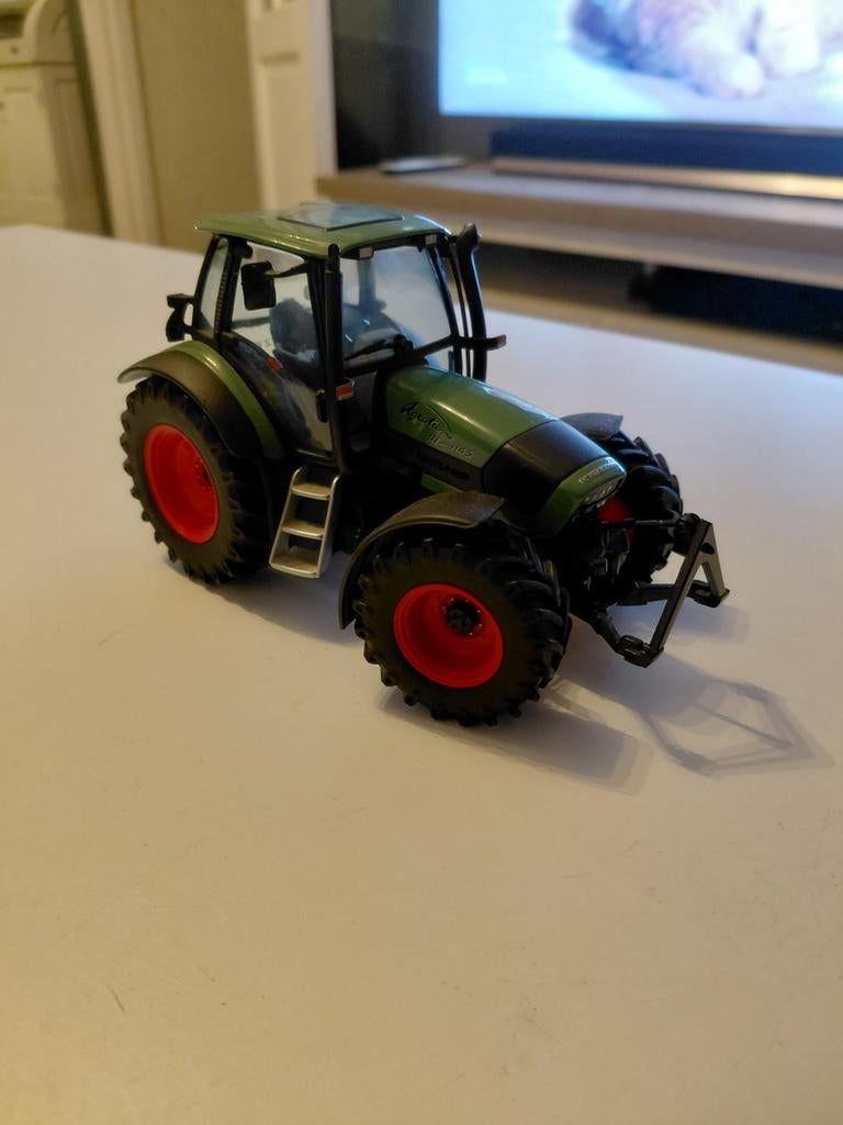 Universal hobbies, weise toys, britains, replicagri 1:32, Overige merken, Tank, Groter dan 1:32, Ophalen of Verzenden