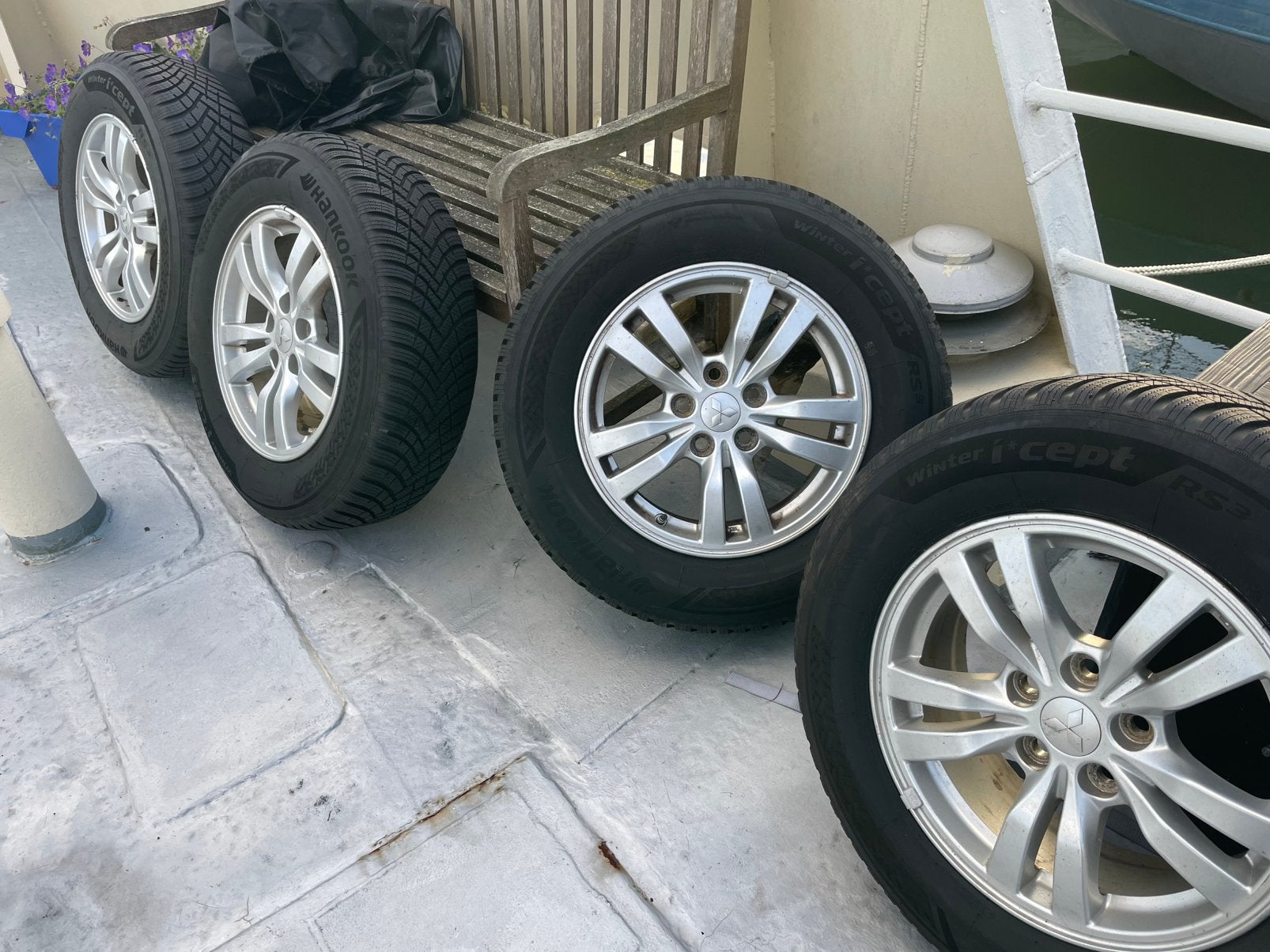 Zgan winterbanden met velg Mitsubishi Outlander, Ophalen, 16 inch, Banden en Velgen, Winterbanden