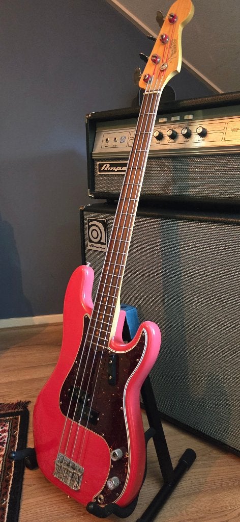 Fender American Vintage '63 Precision Bass, Ophalen, Zo goed als nieuw, Elektrisch