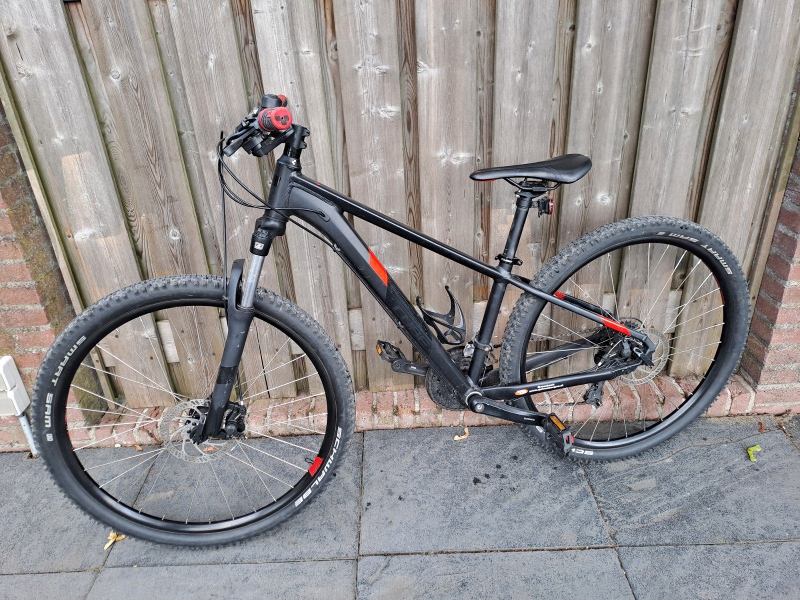 Cube Aim Race Mountainbike - Zo goed als nieuw, Fietsen en Brommers, Fietsen | Mountainbikes en ATB, Overige merken, Hardtail