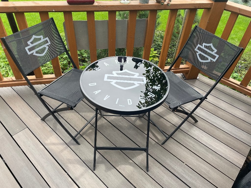 Harley Davidson Bistro Set - Tafel en 2 Stoelen, Ophalen, Gebruikt, Metaal, Inklapbaar