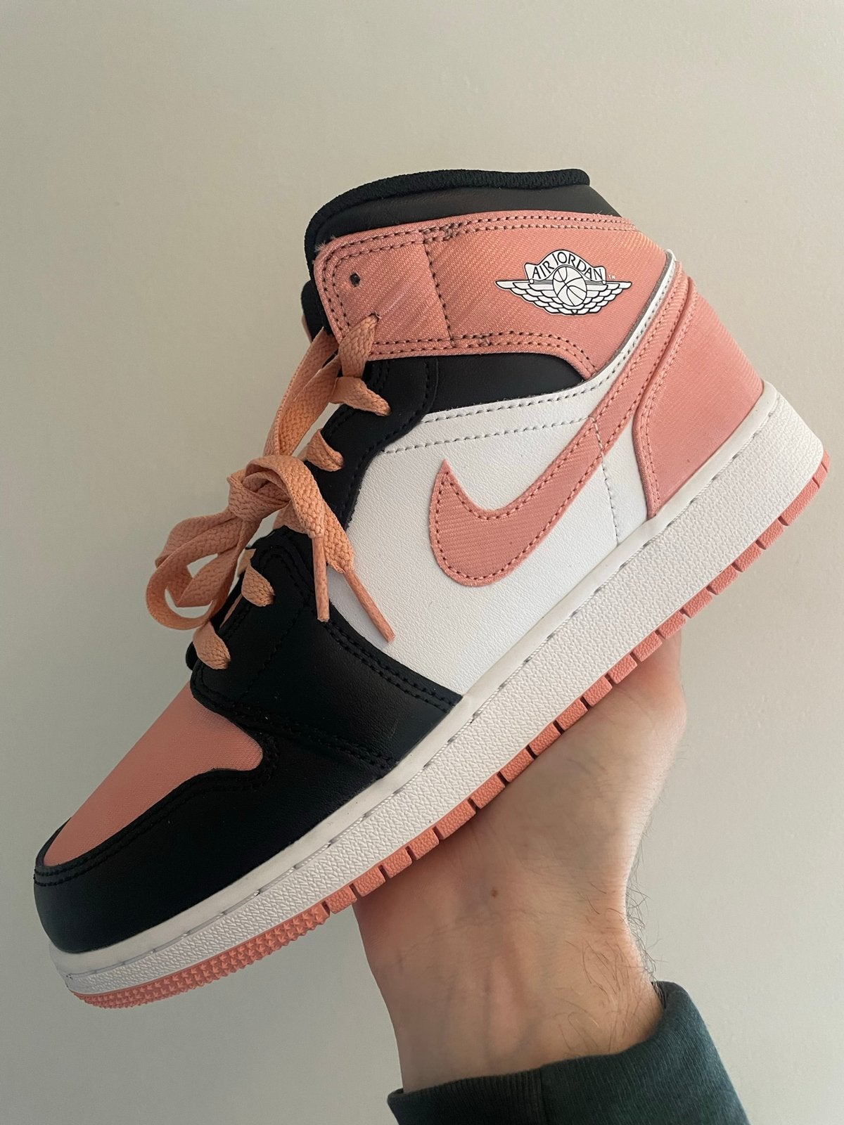 Nike Air Jordan 1 Mid ‘Madder Root’ 40, Overige kleuren, Nike, Nieuw, Ophalen of Verzenden