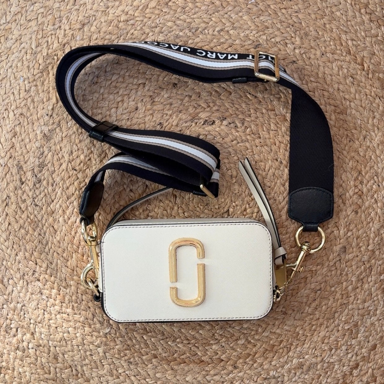 Marc Jacobs snapshot creme crossbodybag, Ophalen of Verzenden, Zo goed als nieuw, Beige, Schoudertasje