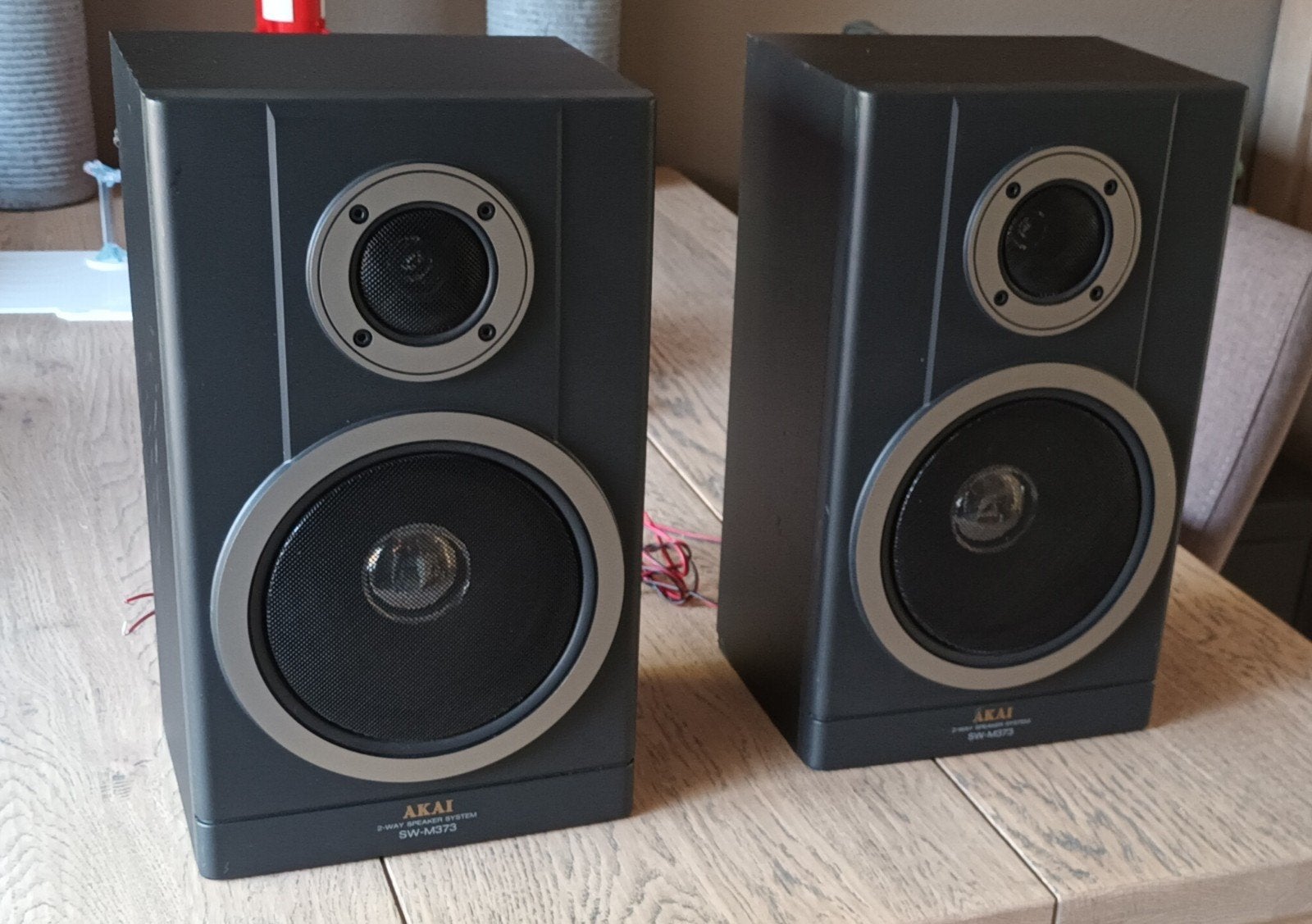 AKAI SW-M373 Boekenplank Luidsprekers - 50W, 8 Ohm, Audio, Tv en Foto, Overige merken, Gebruikt, Ophalen of Verzenden, Minder dan 60 watt