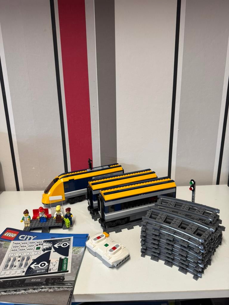 LEGO city 60197 trein, Ophalen of Verzenden, Zo goed als nieuw