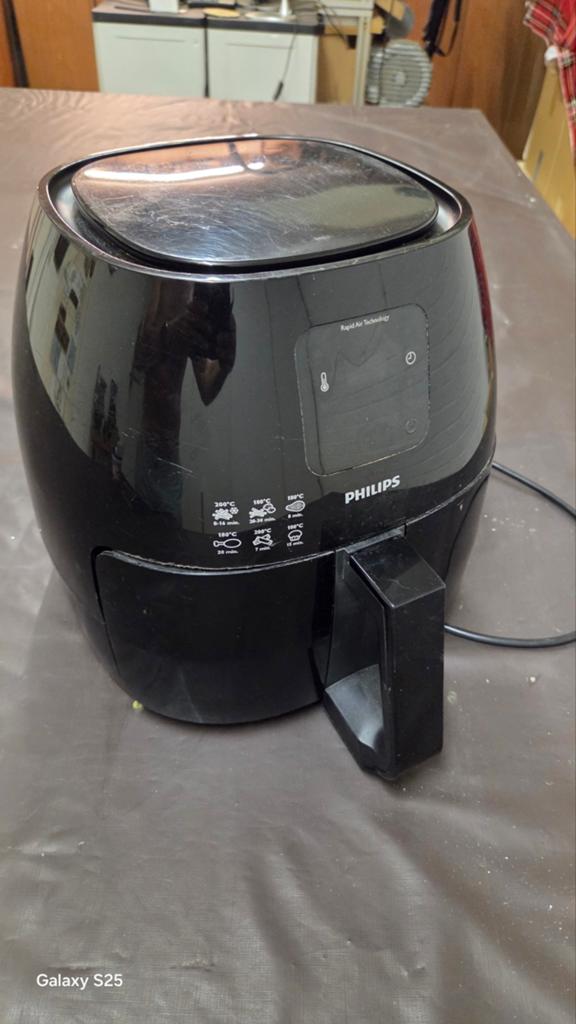 Philips Airfryer met accessoires - Zo goed als nieuw, Ophalen, Zo goed als nieuw, Airfryer, 1000 t/m 1499 gram