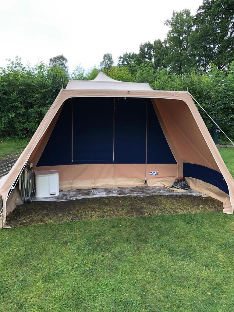 Vrijbuiter lepelaar 4 persoons stormtent, Caravans en Kamperen, Tenten, Ophalen, Gebruikt, Tot en met 4