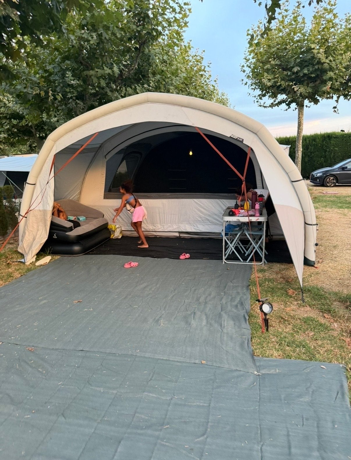 Air Seconds opblaasbare tent 6.3 XXL fresh & black, Ophalen, Gebruikt, Meer dan 6