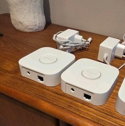 1x Hue Bridge incl. voeding, internetkabel. Nog 1beschikbaa, Ophalen, Gebruikt, Overige typen