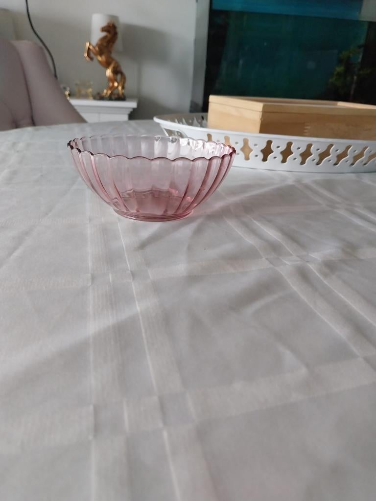 Vintage roze glazen schaaltje, Antiek en Kunst, Antiek | Glas en Kristal, Verzenden