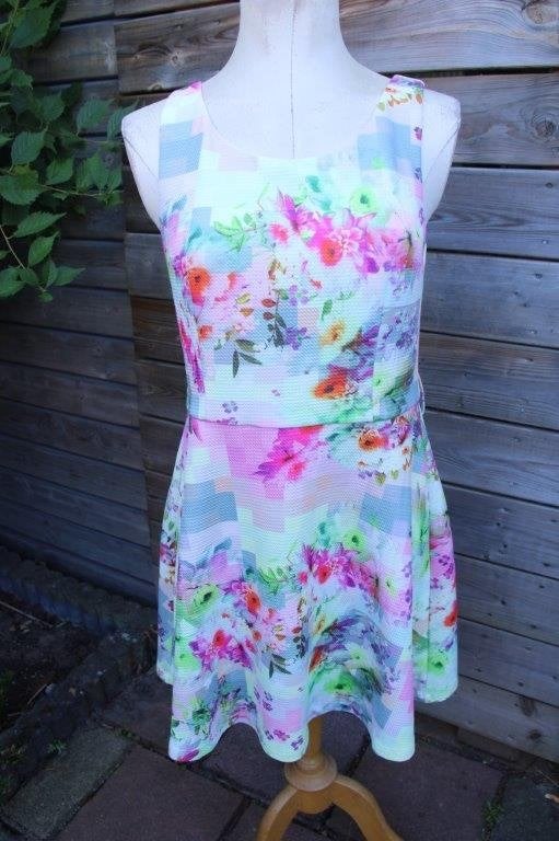Jurk pastel K- Design mt S Vaste prijs, K-design, Meerkleurig, Ophalen of Verzenden, Zo goed als nieuw