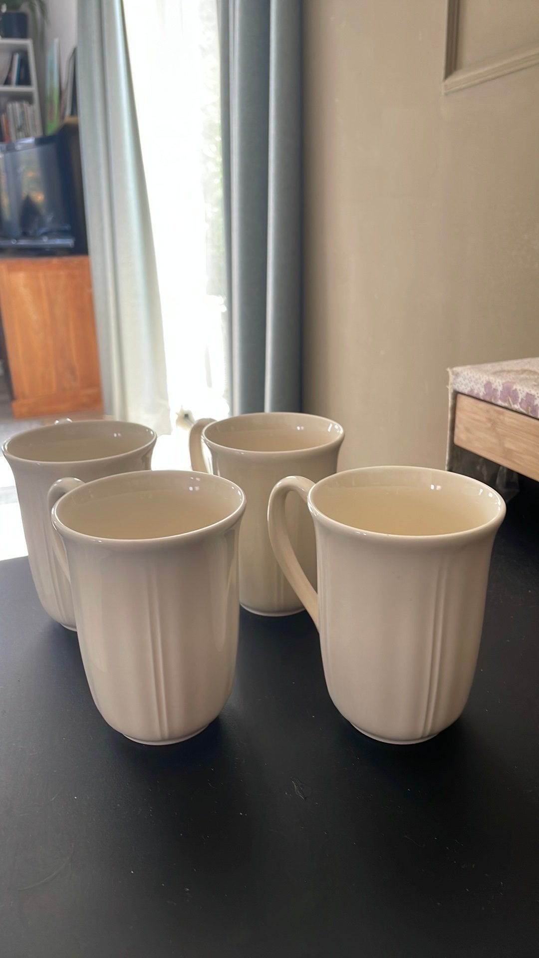 Wedgwood bekers, Ophalen of Verzenden, Zo goed als nieuw, Porselein, Kop(pen) en/of Schotel(s)