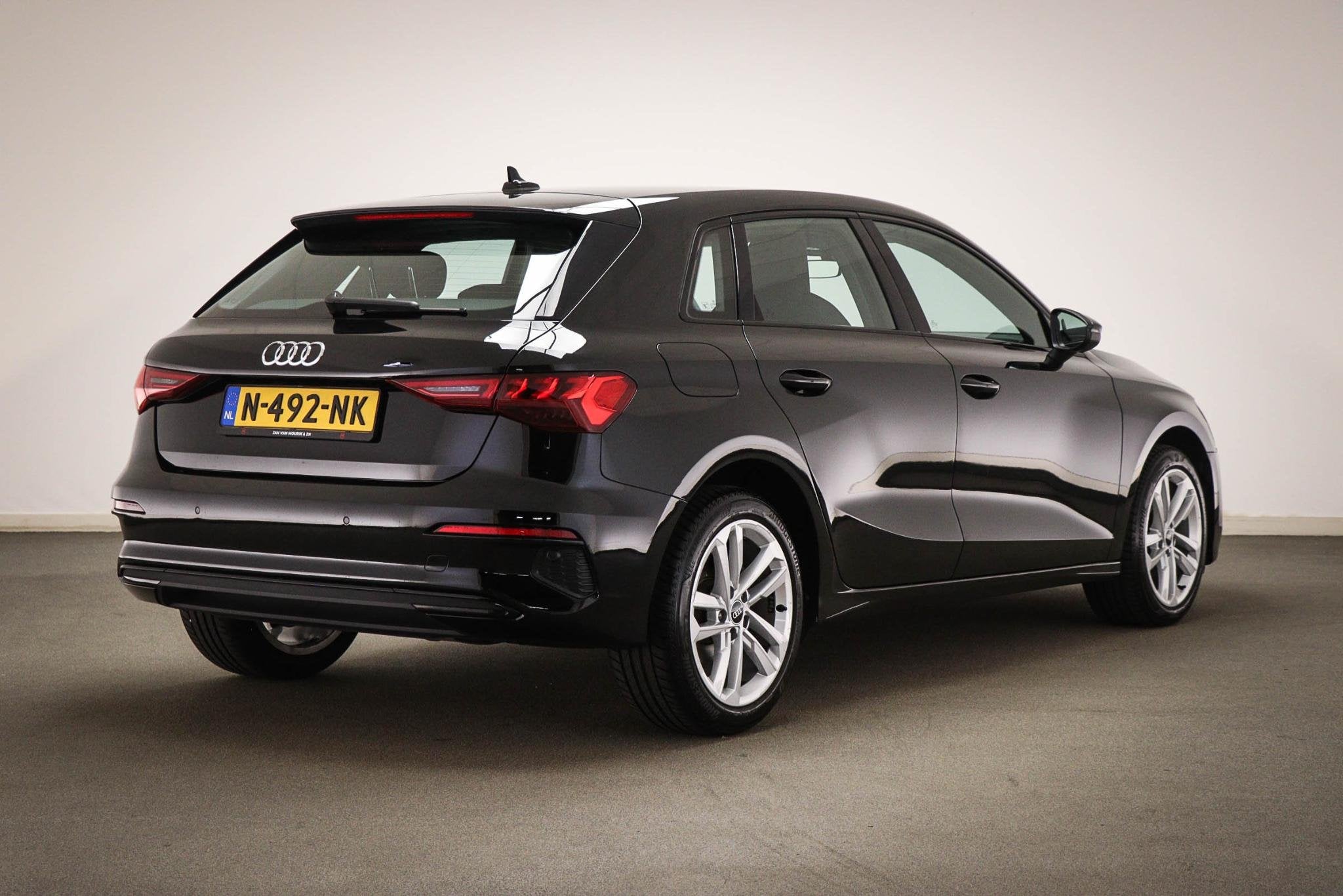 Audi A3 Sportback 30 TFSI Advanced edition | VIRTUAL COCKPIT, Stof, Gebruikt, Zwart, Origineel Nederlands