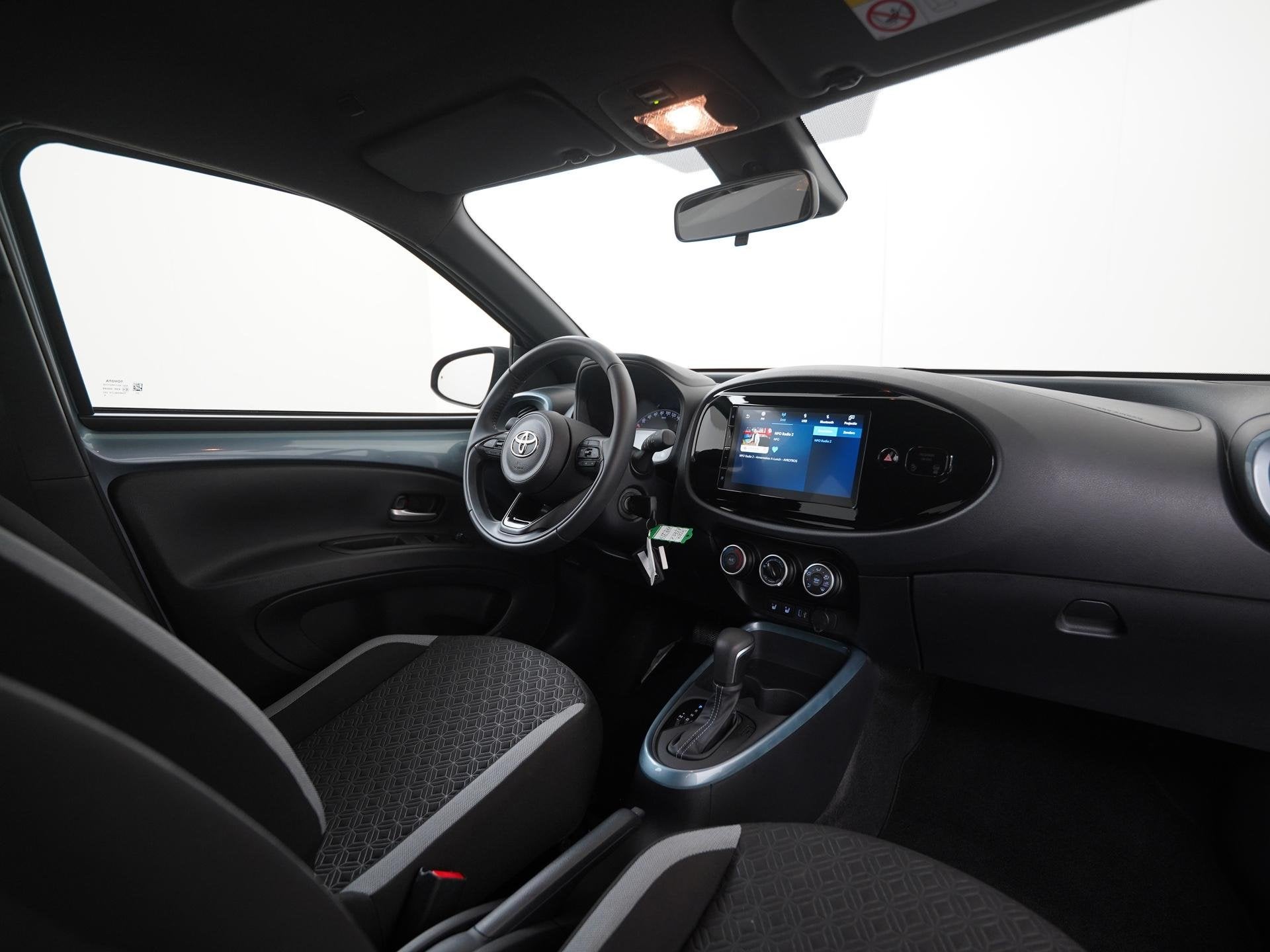 Toyota Aygo X 1.0 VVT-i S-CVT Pulse | Stoelverwarming | Came, Auto's, Stof, Gebruikt, 4 stoelen, 3 cilinders