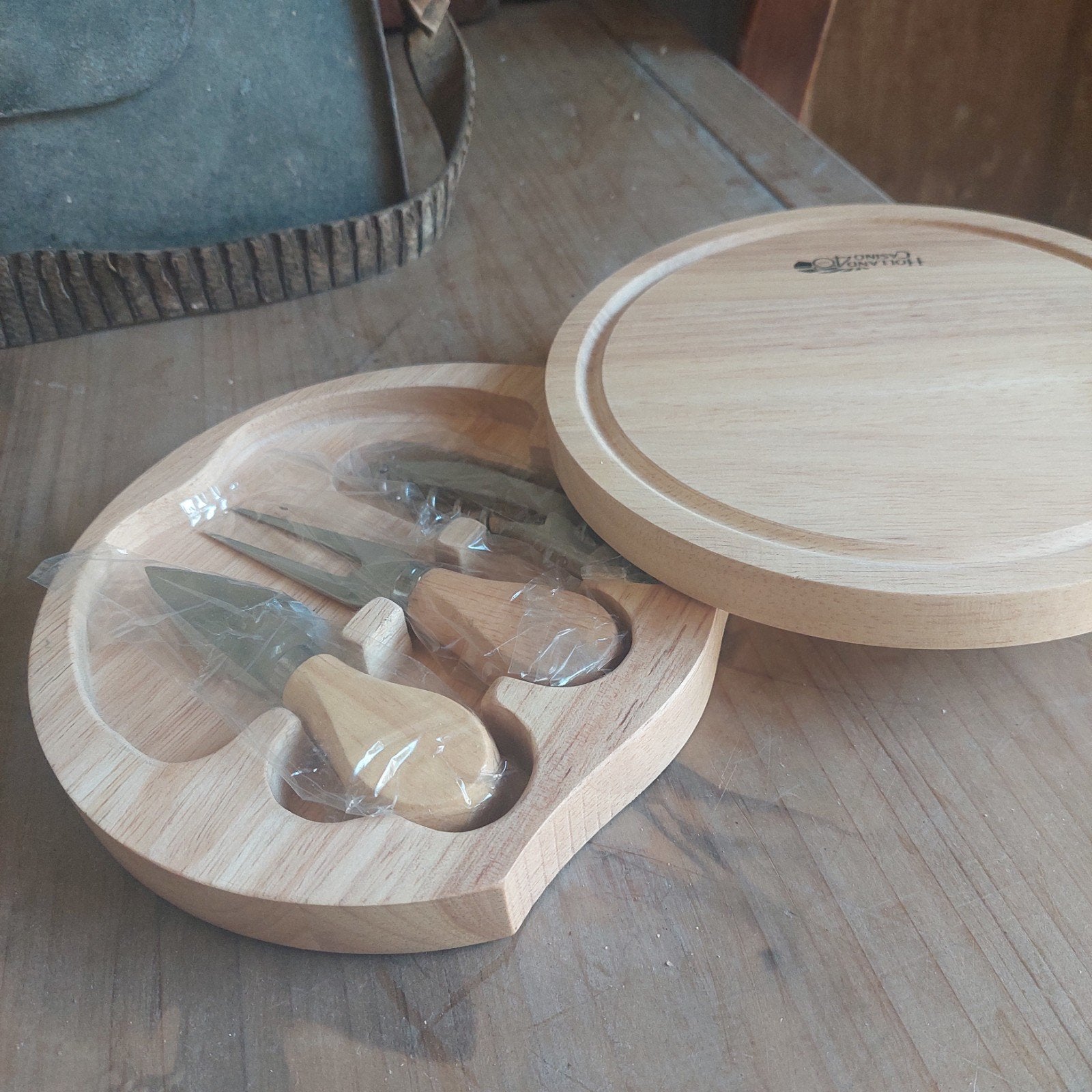 Klein nieuw kaasplankje met toebehoren, Ophalen of Verzenden, Nieuw, Hout