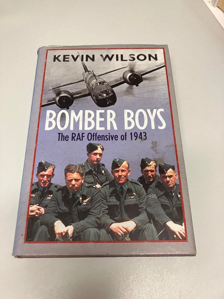 Bomber boys The RAF offensive 1943, Ophalen of Verzenden, Kevin Wilson, Luchtmacht, Tweede Wereldoorlog