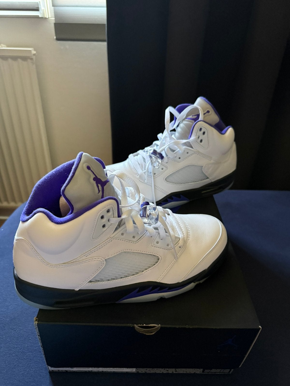 AIR Jordan 5 RETRO DD0587 141, Ophalen, Zo goed als nieuw, Schoenen