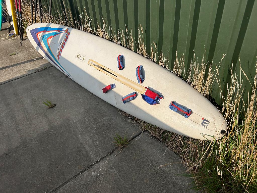 Windsurfmateriaal vintage, Watersport en Boten, Windsurfen, Ophalen, Gebruikt, Overige typen, Met vin(nen)