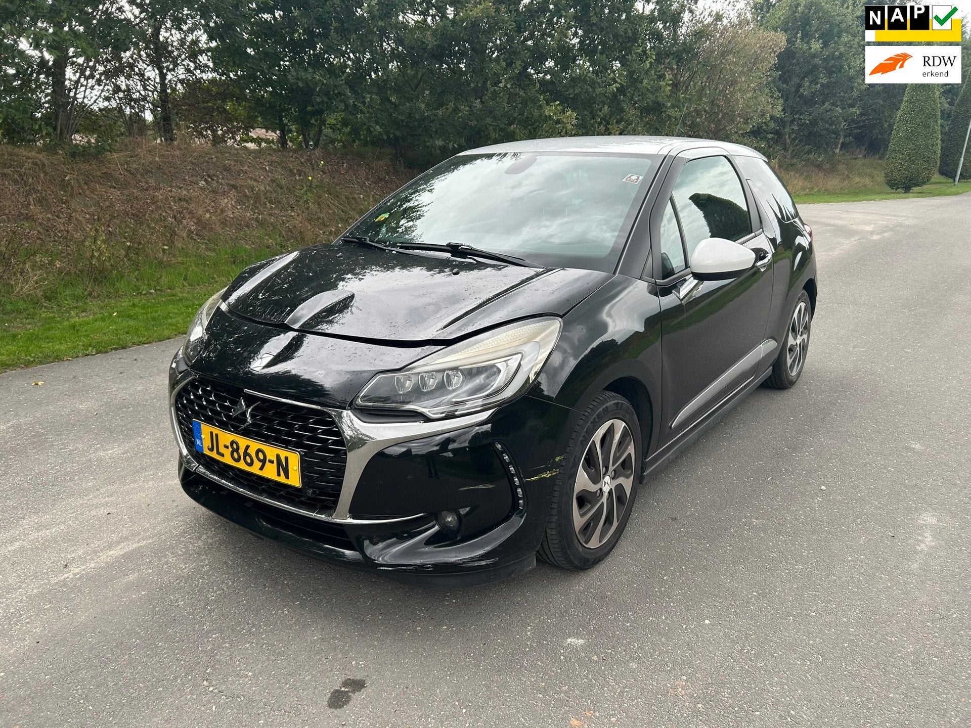 DS 3 1.2 PureTech So Chic, Voorwielaandrijving, Gebruikt, 1199 cc, 82 pk