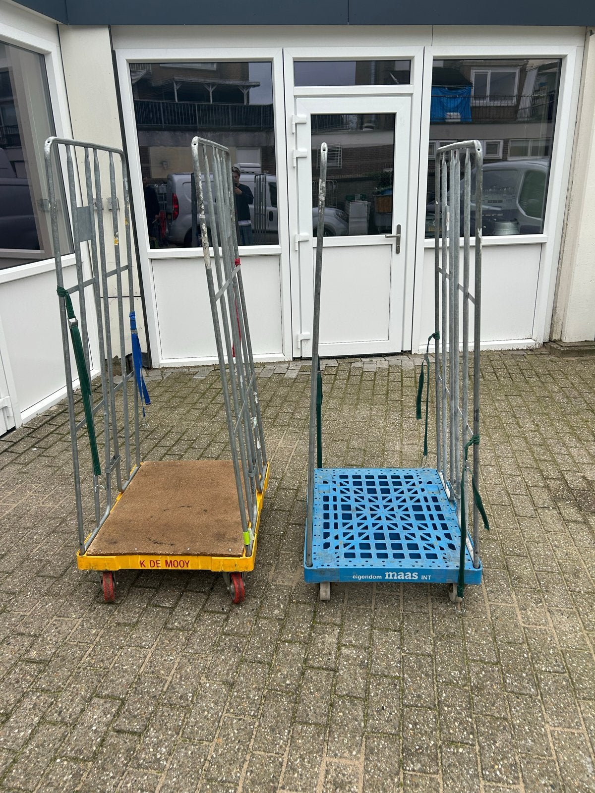2x Rolcontainer - Handig voor transport en opslag, Ophalen