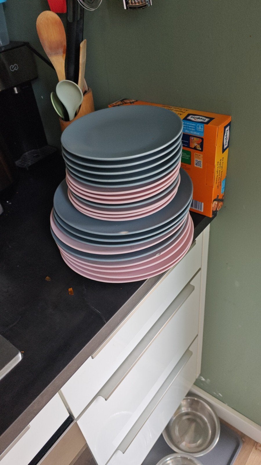 Gebruikte Borden GRATIS, Ophalen, Gebruikt, Overige stijlen, Bord(en)