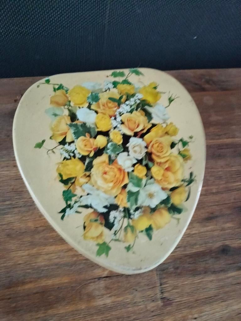 Vintage TCHIBO koffieblik hartvorm., Ophalen of Verzenden, Gebruikt, Koffie, Overige merken