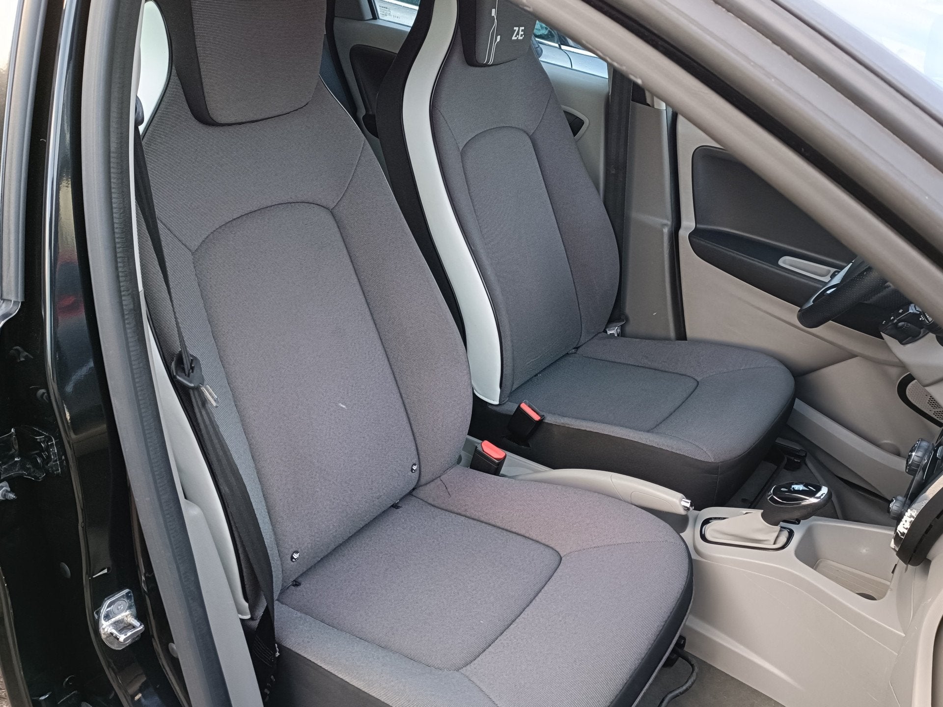 Foto 13 van Renault ZOE Q210 Zen Quickcharge 22 kWh (ex Accu) nw APK ond