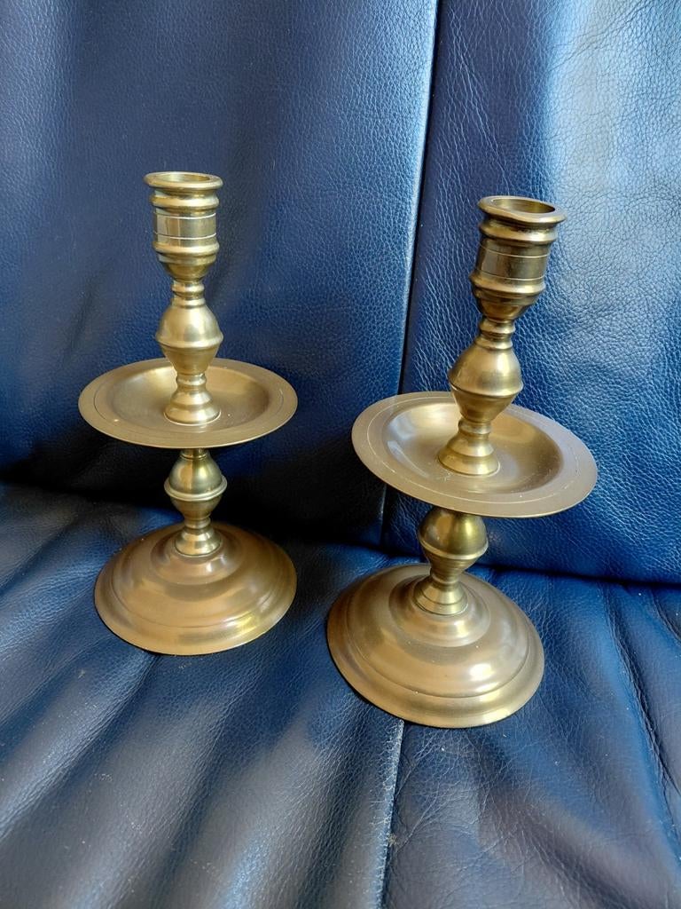 Set van 2 oude messing Kraagkandelaars (Rok Kandelaar), Antiek en Kunst, Ophalen of Verzenden, Koper of Brons