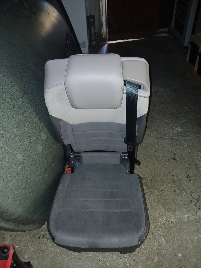 Stoel VW Transporter T7 Alcantara Multivan California nwst., Auto-onderdelen, Interieur en Bekleding, Ophalen, Gebruikt, Volkswagen