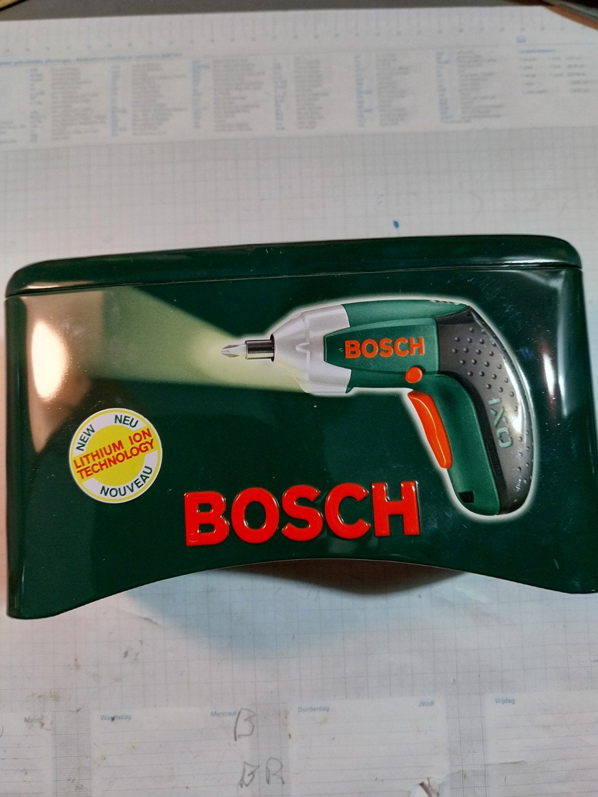 Bosch IXO Accuschroevendraaier met Lithium-Ion Technologie, Ophalen of Verzenden, Zo goed als nieuw, Minder dan 400 watt, Boor- en Schroefmachine
