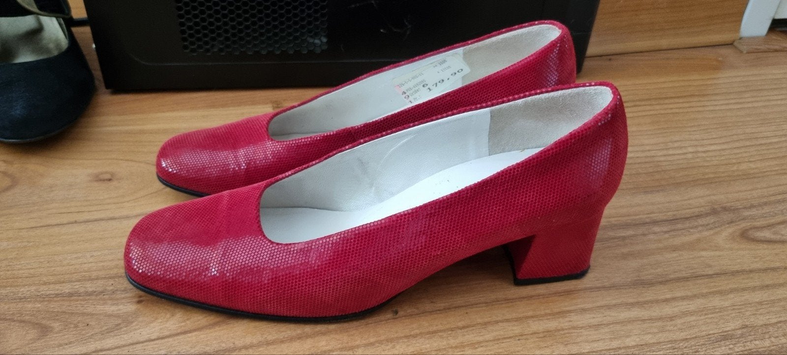 Gabor pump, blokhak en stompe neus, 39 zgan, Gabor, Dansschoenen, Ophalen of Verzenden, Zo goed als nieuw